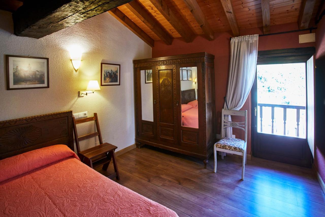 Sendero Del Saja-Besaya Vendégház Cobejo Kültér fotó