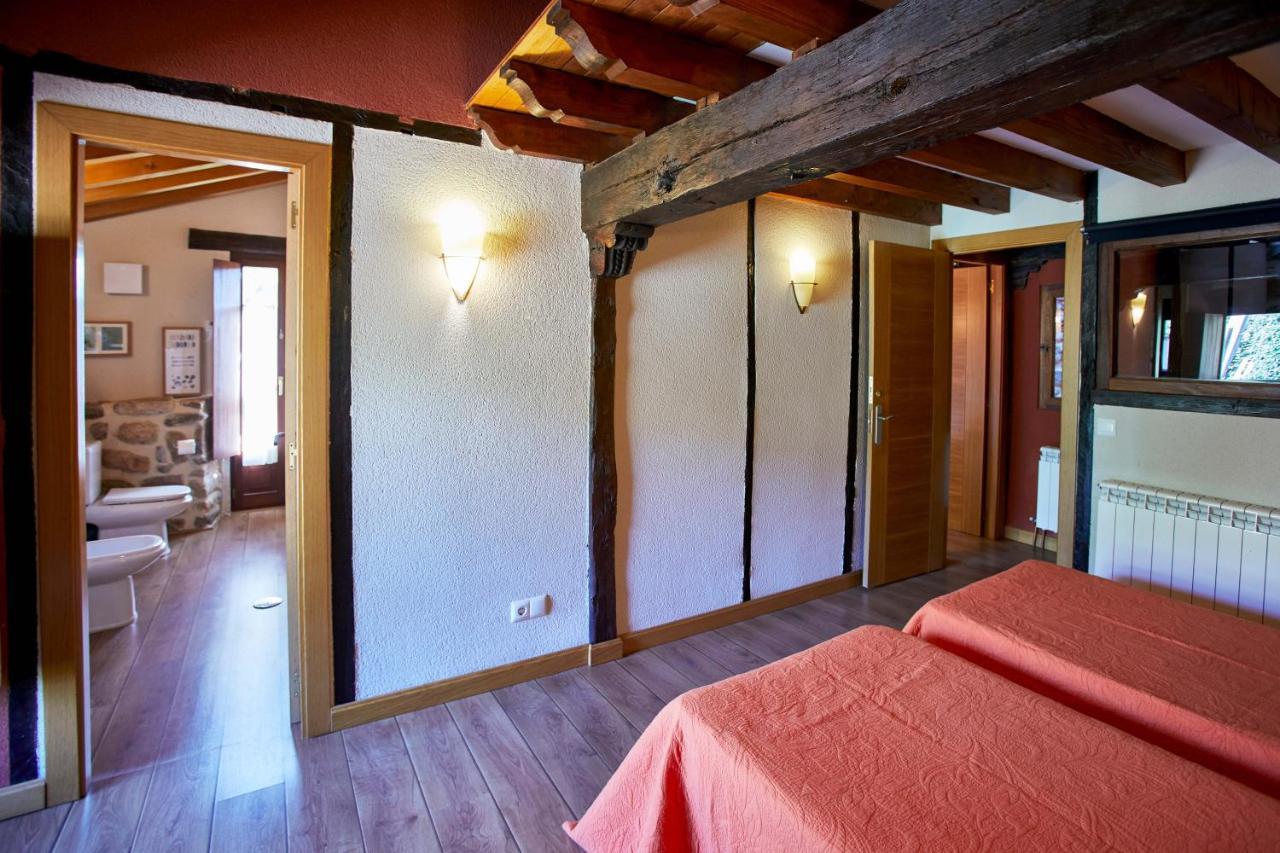 Sendero Del Saja-Besaya Vendégház Cobejo Kültér fotó