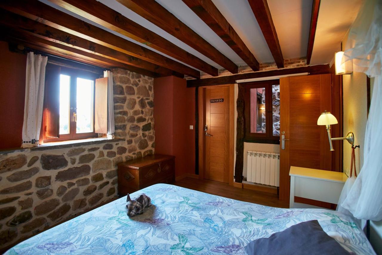 Sendero Del Saja-Besaya Vendégház Cobejo Kültér fotó