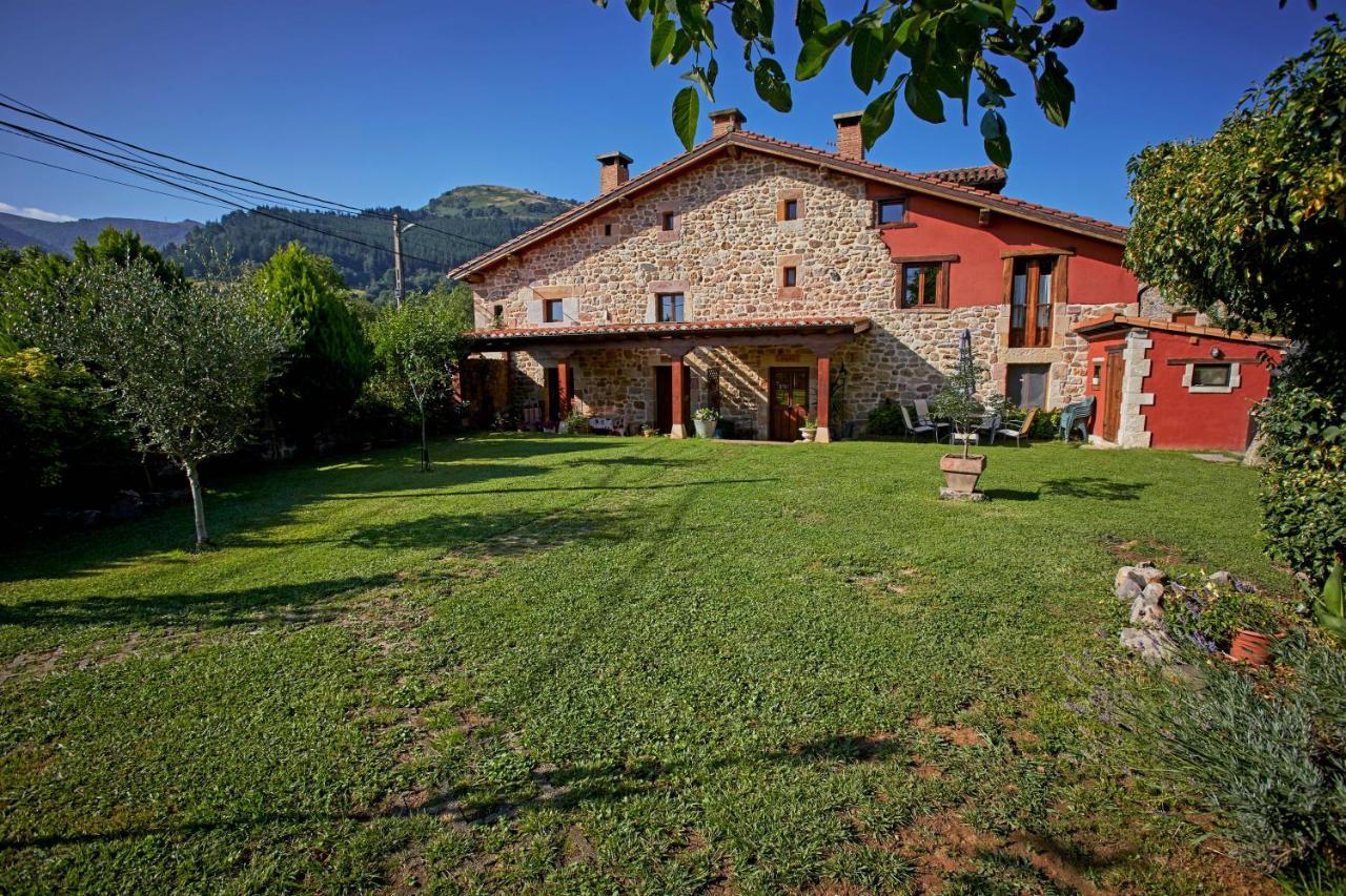 Sendero Del Saja-Besaya Vendégház Cobejo Kültér fotó