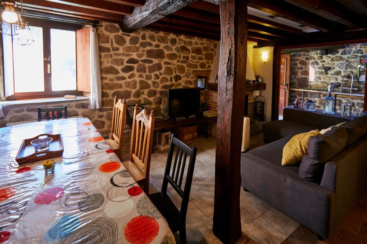 Sendero Del Saja-Besaya Vendégház Cobejo Kültér fotó